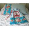 Blauw met randbloemen en schuine ruit