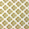 3231 - Wit met blauwe en groene bloemen