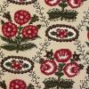 4208 - Ivoor met trosjes rode bloemen