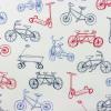 4679 - Wit (bijna) met rode en blauwe fietsen