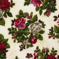 Creme met toeven witte en rode rozen