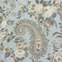 Blauw licht met wit-beige-grijze bloemen en paisly