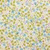 6487 - Ivoor/crme met blauwe bloemen en takjes en besjes